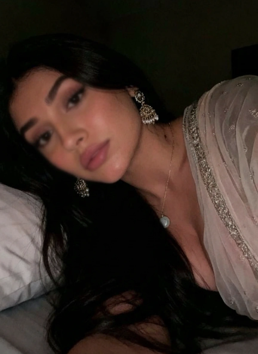 Spend Time with the Best Call Girls in Kolkata to Feel Supercharged